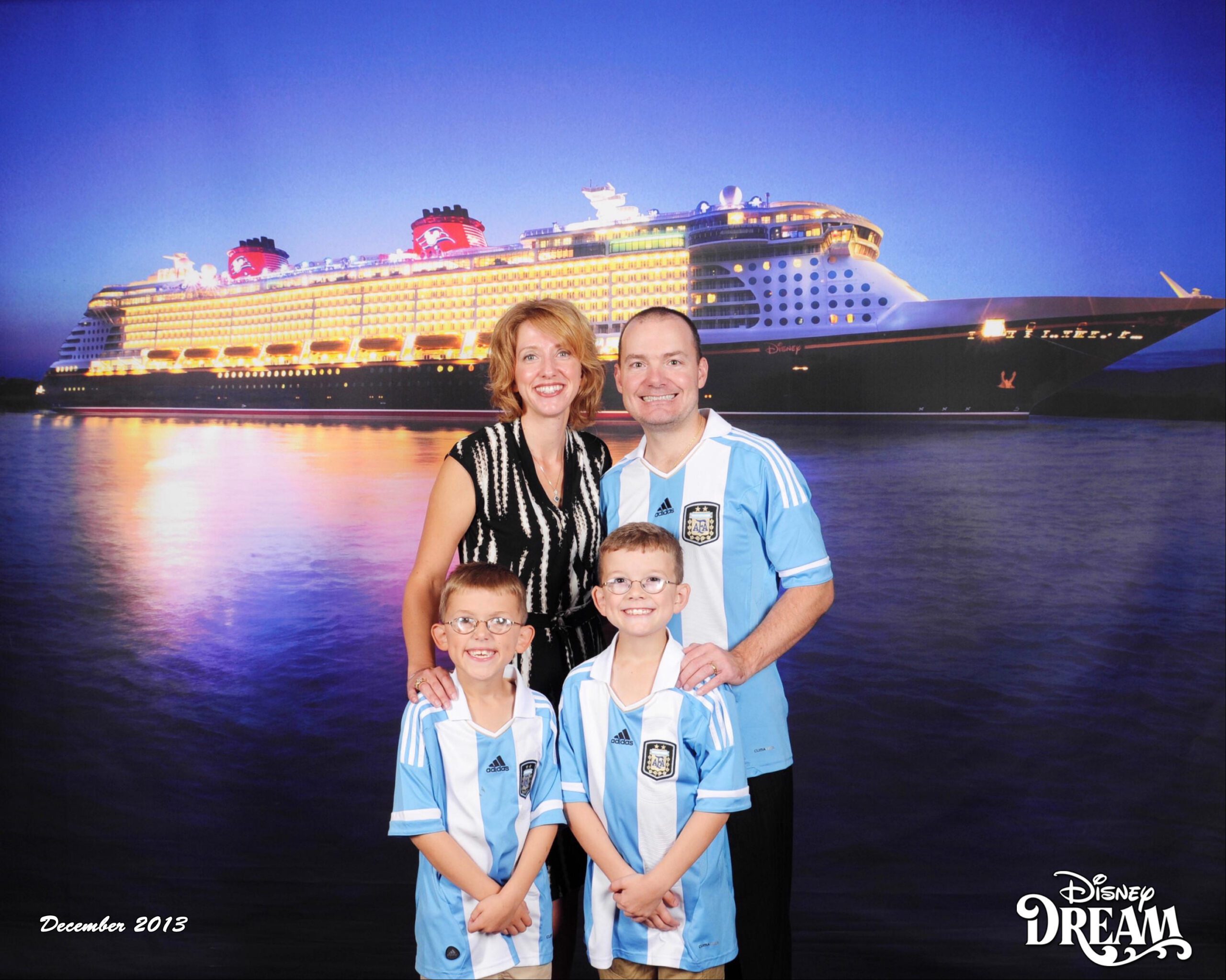 DDR-131216-Night_Ship_8x10-8520709